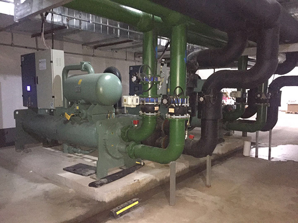 水冷螺桿式冷水機組清洗方法