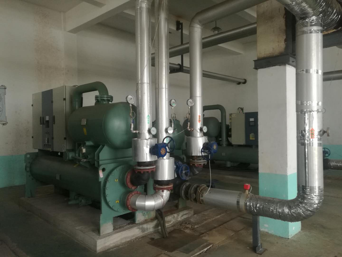 制藥廠潔凈室用冷水機組