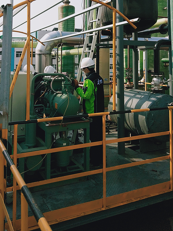 直膨式低溫冷凝回收有機(jī)溶劑